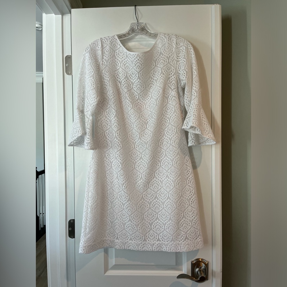 Lilly Pulitzer lace dress with liner, worn once, like new